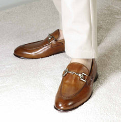 Classic moccasin with horsebit for men in brown leather