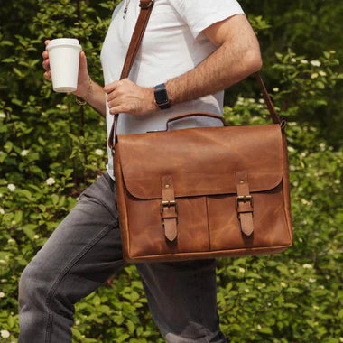 Briefcases & Messenger Bags