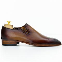 The Hollan | Side Lace Whole Cut Brogue Shoes