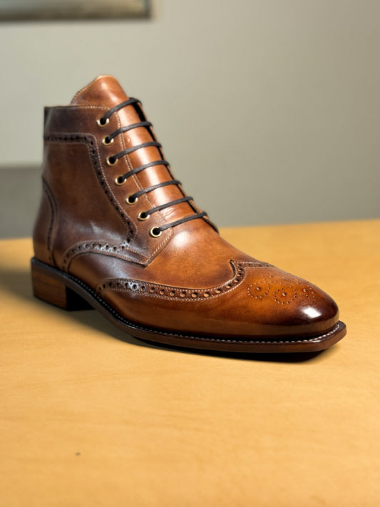 The Highland Crest - Wingtip Boots