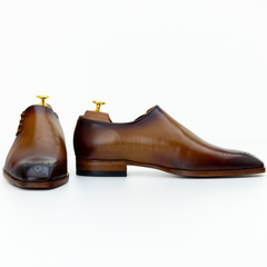 The Hollan | Side Lace Whole Cut Brogue Shoes