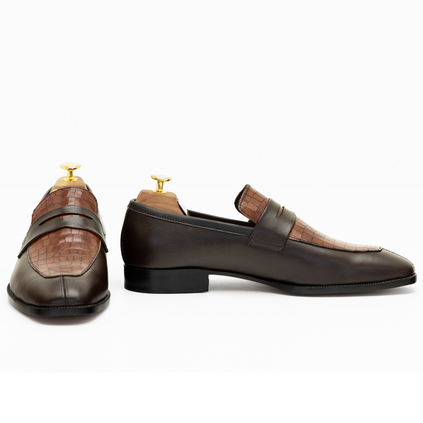 The Langston | Crocodile Penny Loafers