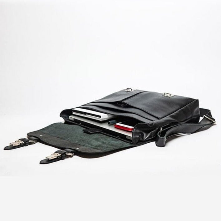 Coarse Leather Messenger - Black