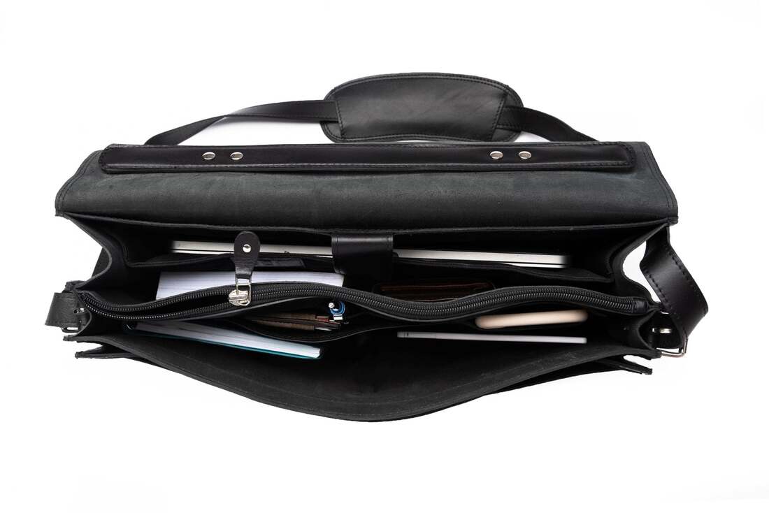 Complete Leather Briefcase - Black