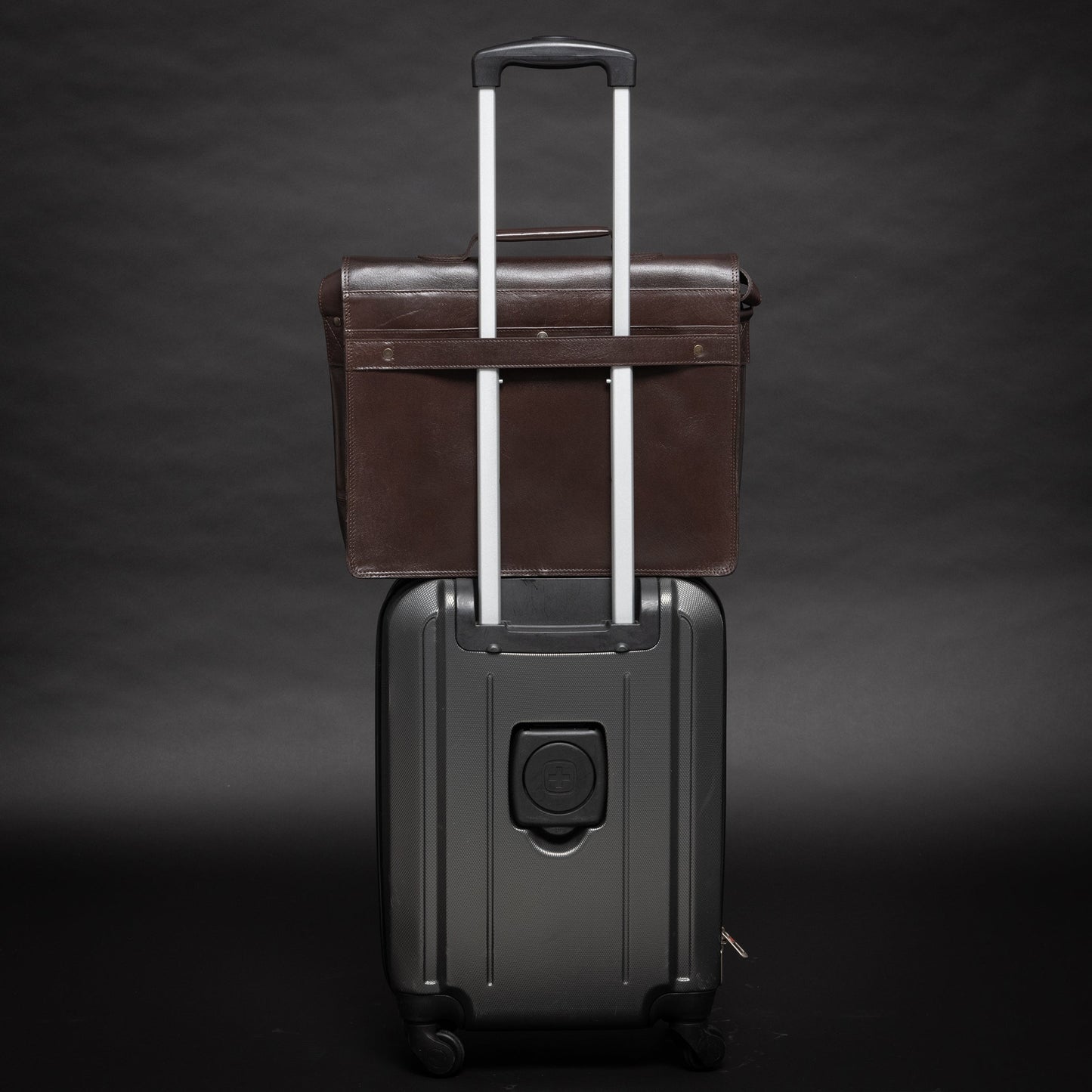 Coarse Leather Messenger - Antique Brown