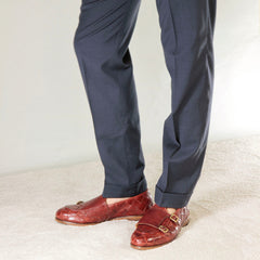 Men's moccasin in woven leather with double buckle in red